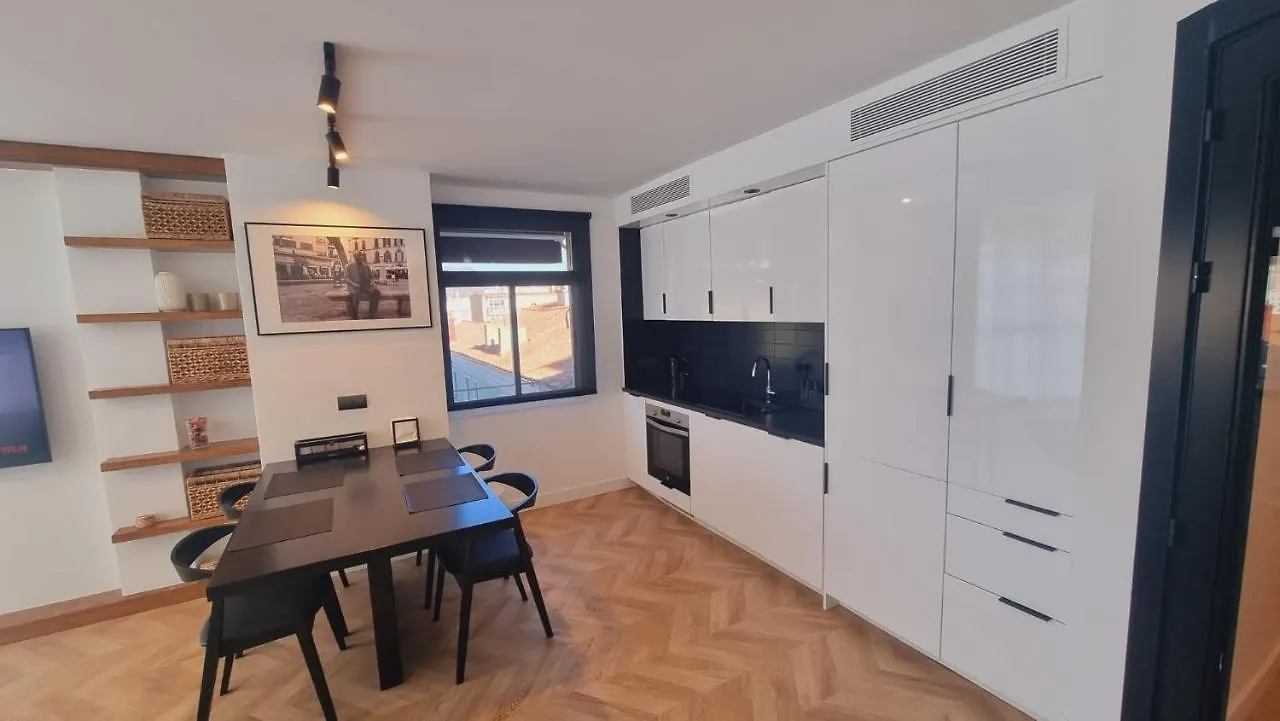 Luxe Appartement In Het Centrum Van Malaga Met Gratis Parkeerplek! Daire
